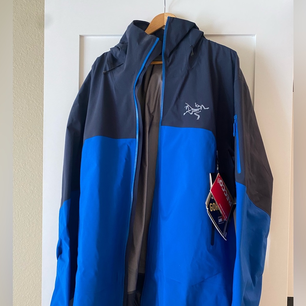 Arc’teryx Rush Jacket (Mens) NWT- never worn, past point of return to the store